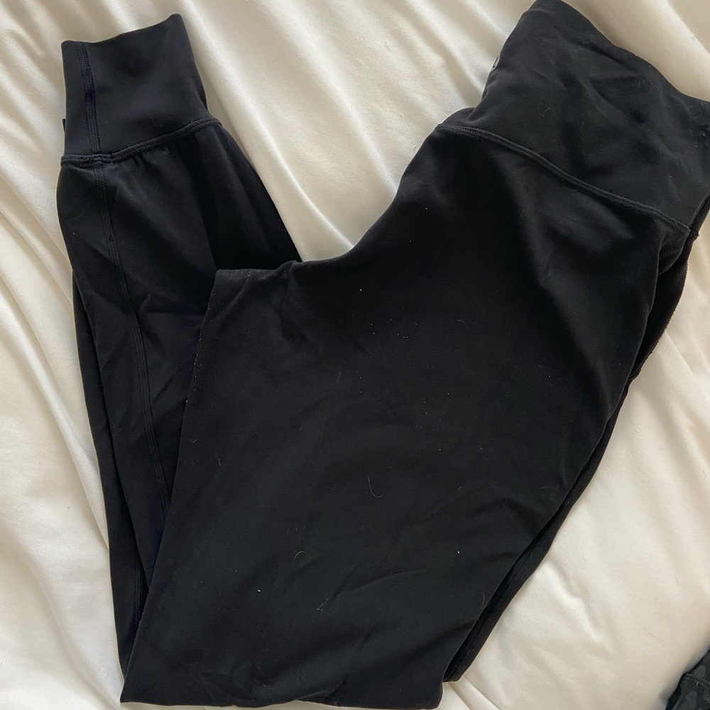 Lululemon joggers size 6
